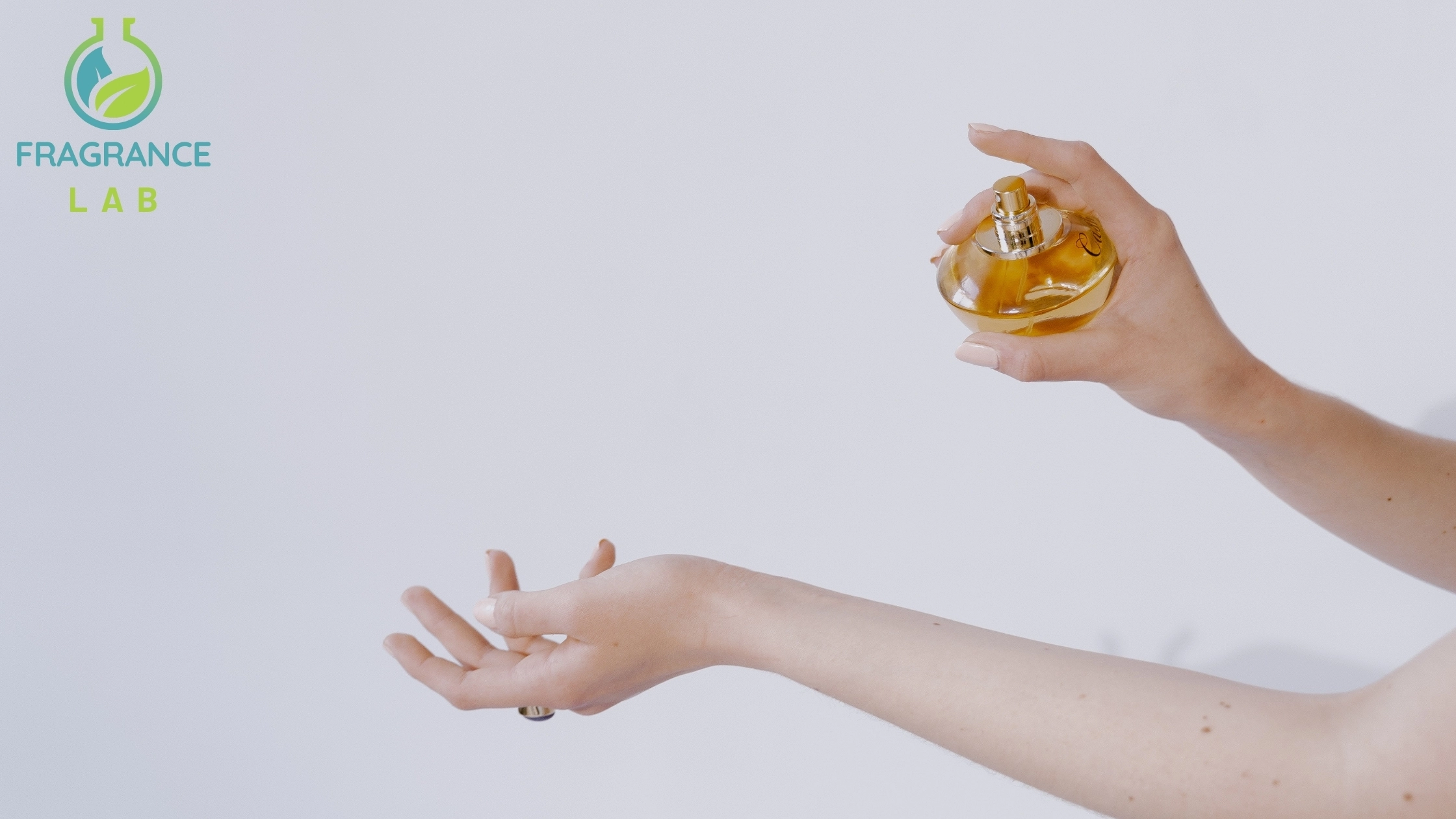 Muadil Esans Nedir? Kendi Parfümünü Evde Nasıl Yaparsın?